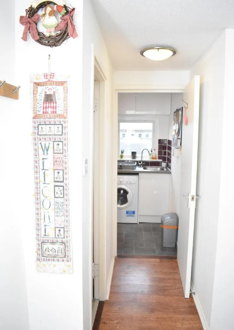 Chapel Lane - Charming Modern One Bed Apartment At The Shore! Édimbourg