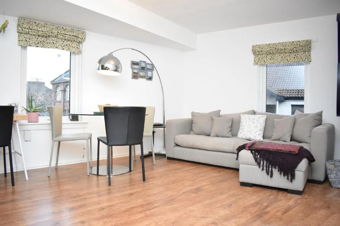 Chapel Lane - Charming Modern One Bed Apartment At The Shore! 爱丁堡 0*,  英国